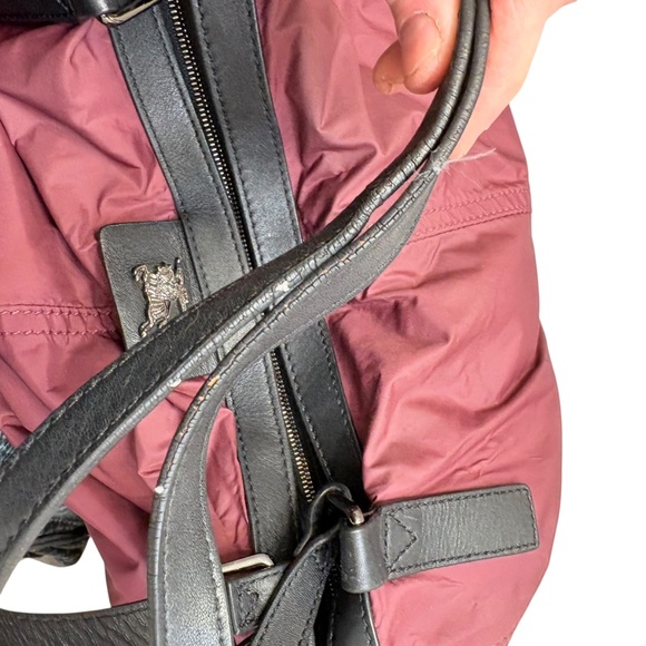 Burberry burgandy nylon and black leather shoulder bag - Picture 13 of 16